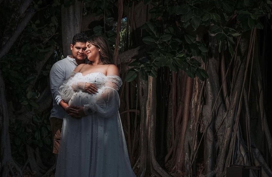 3pregnancy photoshoot....jpg